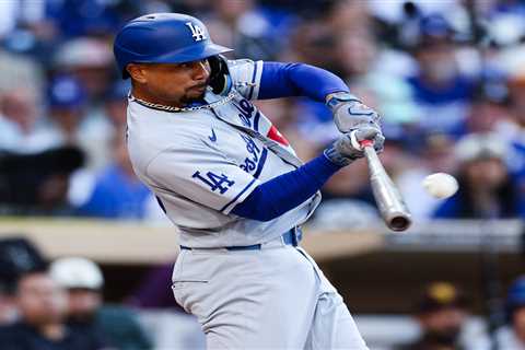 Dodgers scratch Mookie Betts from starting lineup for unknown reason