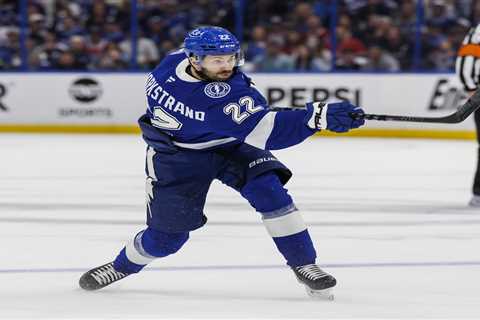 Rangers sign Oliver Bjorkstrand to bolster middle six in NHL free agency