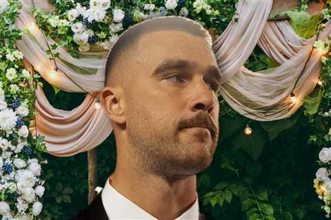 Travis Kelce Reportedly Cried During Taylor Swift Wedding Vows