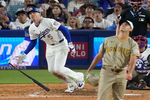Freddie Freeman, Yoshinobu Yamamoto propel Dodgers to Fourth of July win over Padres