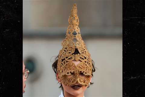 Zendaya Wears Unusual Gold Mask to 'Odyssey' Paris Premiere