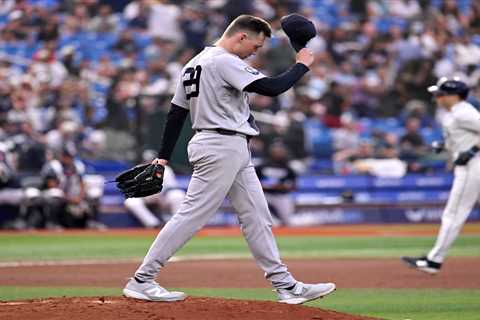 Yankees whiff at opportunity to close gap on Rays again as familiar issues persist