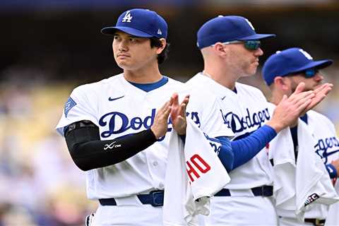 Sound the alarms for the Dodgers, who sleepwalk into All-Star break