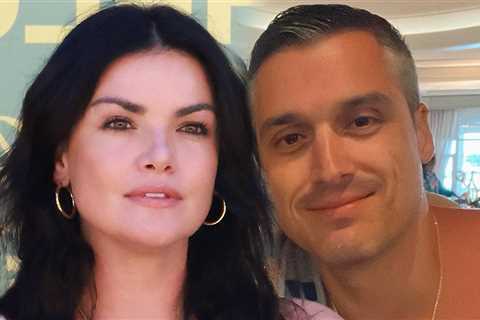 'Bachelor' Alum Courtney Robertson Wants Child and Spousal Support in Divorce