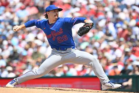 Nolan McLean dominates Phillies to continue superb rookie season as Mets roll in win