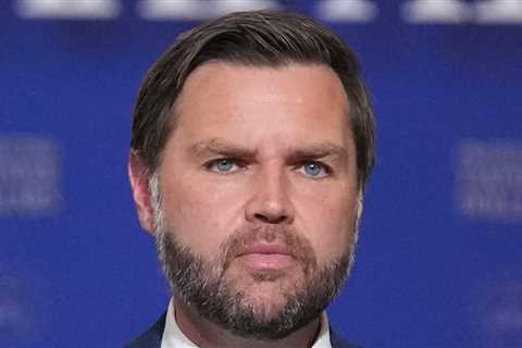 Secret Service Agent Reportedly Sidelined For Leaking JD Vance's Travel Plans