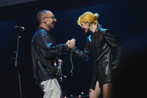 Hayley Williams Brings Jenny Lewis, Jack Antonoff & More Surprise Guests to the Stage at Newport..