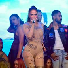 Jennifer Lopez Couldn’t Help Recreating This Iconic Madonna Moment in Venice: ‘I Had To Do It’