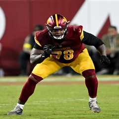 Laremy Tunsil suffers torn triceps in Commanders nightmare