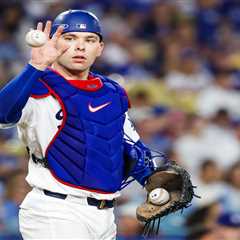 Two key Dodgers avoid surgery, for now. Will they make full recoveries this year?