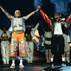 Chris Brown & Usher Extend R&B Tour With More Stadium Shows: ‘The Love Has Been Unreal’