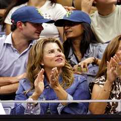 Roger Federer’s wife Mirka, two sets of twins steal spotlight at US Open exhibition