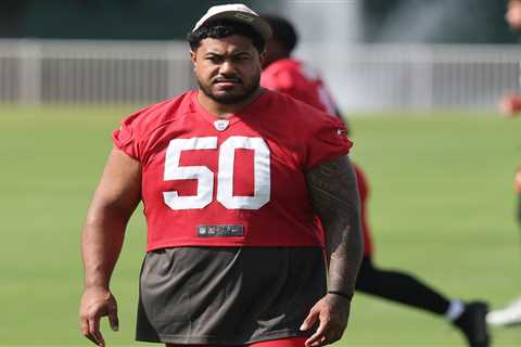 Vita Vea’s agent drops trade bombshell — and the 49ers should pounce