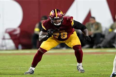 Laremy Tunsil suffers torn triceps in Commanders nightmare