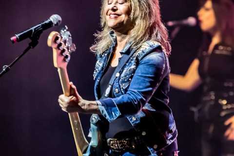 Suzi Quatro Announces 2026 Australian Tour With Baby Animals