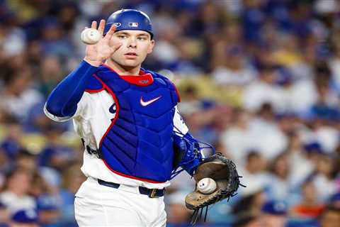 Two key Dodgers avoid surgery, for now. Will they make full recoveries this year?