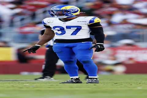 Rams veteran defensive backs labeling young player as ‘All-Pro’