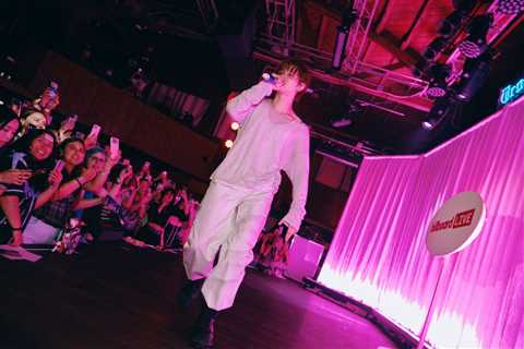 YEONJUN Brings ‘NO LABELS’ to Life at Billboard Live: Photos From Inside TOMORROW X TOGETHER..
