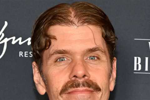 Perez Hilton Receiving Inpatient Mental Health Care, Site Starting To Post Again