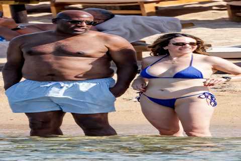 Mike Brown seen with wife in rare photos on luxurious post-Knicks championship vacation