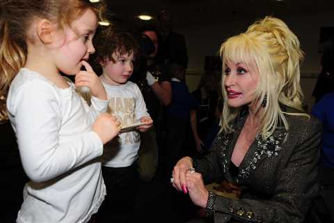 Dolly Parton’s Imagination Library Program Honored by Library of Congress: ‘Titan of Children’s..
