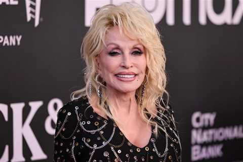 Dolly Parton Was All Smiles & Jokes at Final Public Appearance, 2 Months Before She Died