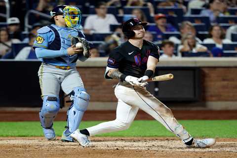 Journeyman starter, lifeless bats fail Mets after adventurous squirrels steal show in loss to..