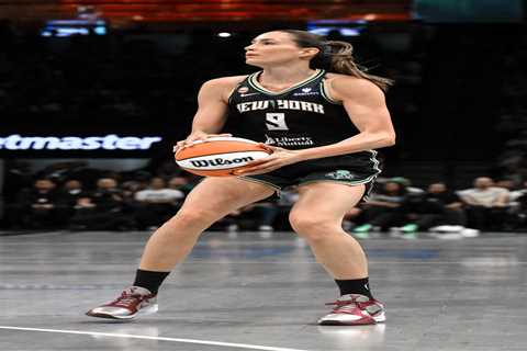 Rebecca Allen has no misgivings over benching for healthy Leonie Fiebich