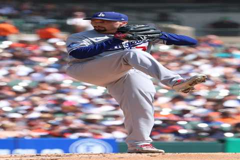 Dodgers’ star-studded rotation gives slumping champs real chance at three-peat