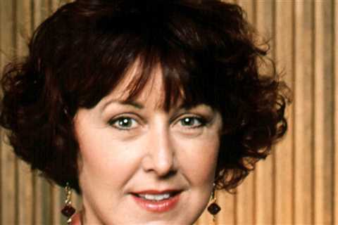Roxanne Melman On 'L.A. Law' 'Memba Her?!