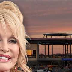 Nashville Airport To Be Renamed After Dolly Parton Following Unanimous Vote