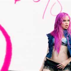 How Should ADÉLA Build Off Her Debut Album’s Impressive Chart Debut?