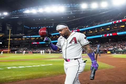 Ketel Marte booed by Diamondbacks fans in first game back after absence drama