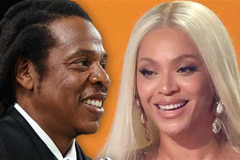 Jay-Z Stops UK Show to Sing 'Happy Birthday' to Beyoncé
