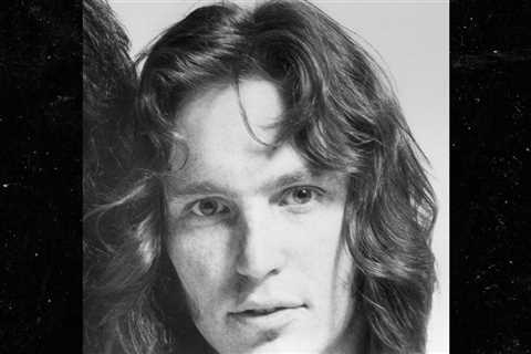 Billy Joel's Former Bandmate, Longtime Collaborator Jon Small Dead