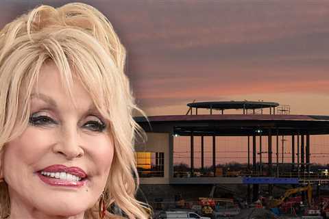 Nashville Airport To Be Renamed After Dolly Parton Following Unanimous Vote