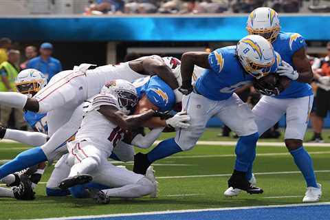 Omarion Hampton goes beast mode, submits Week 1 ‘Run of the Year’ candidacy