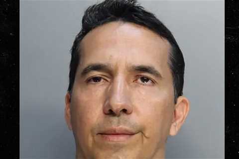 Elementary School Teacher Allegedly Tried to Kiss Girls, Show Students Nudes