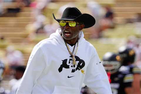 Deion Sanders appeared to be chanting in tongues after last Colorado win — he explains why