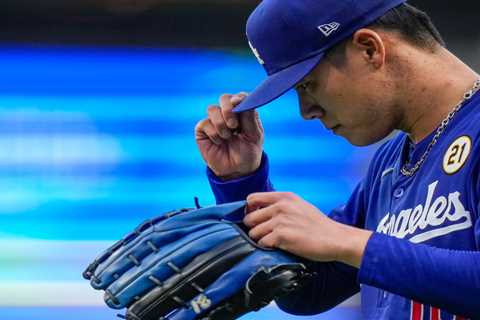 Yoshinobu Yamamoto rounds into playoff form as Dodgers move to cusp of NL West title