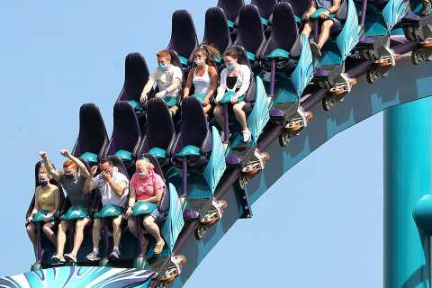 SeaWorld Orlando Shuts Down Mako Coaster After Fatal Six Flags Accident